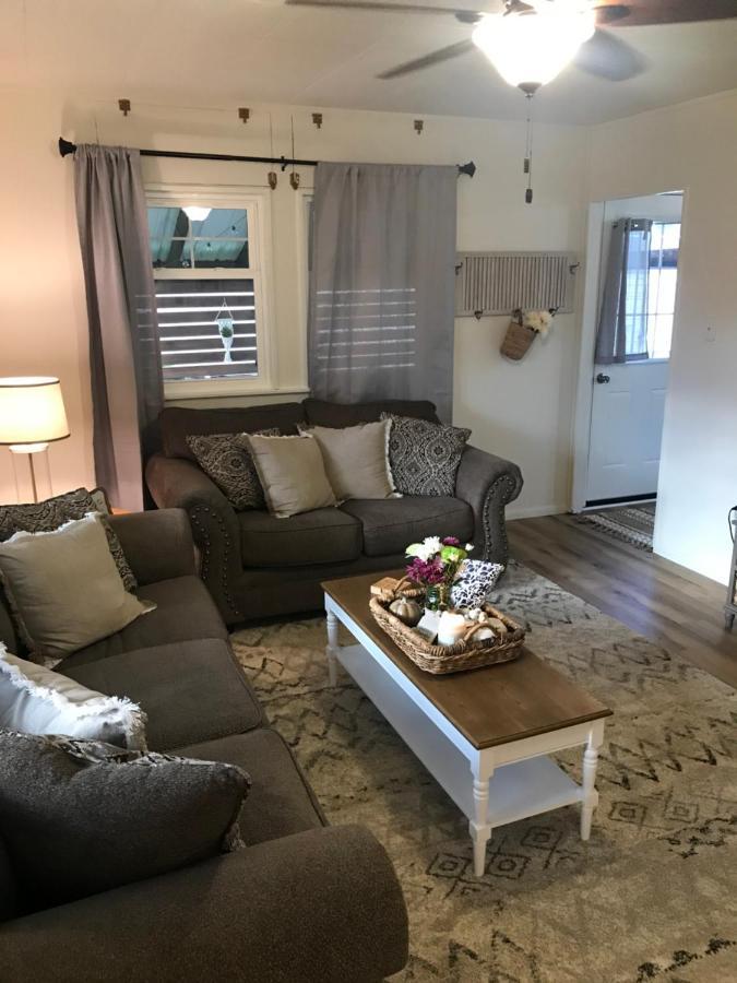 Cheerful 2 Bedroom Cottage On 5Th Decatur Bagian luar foto